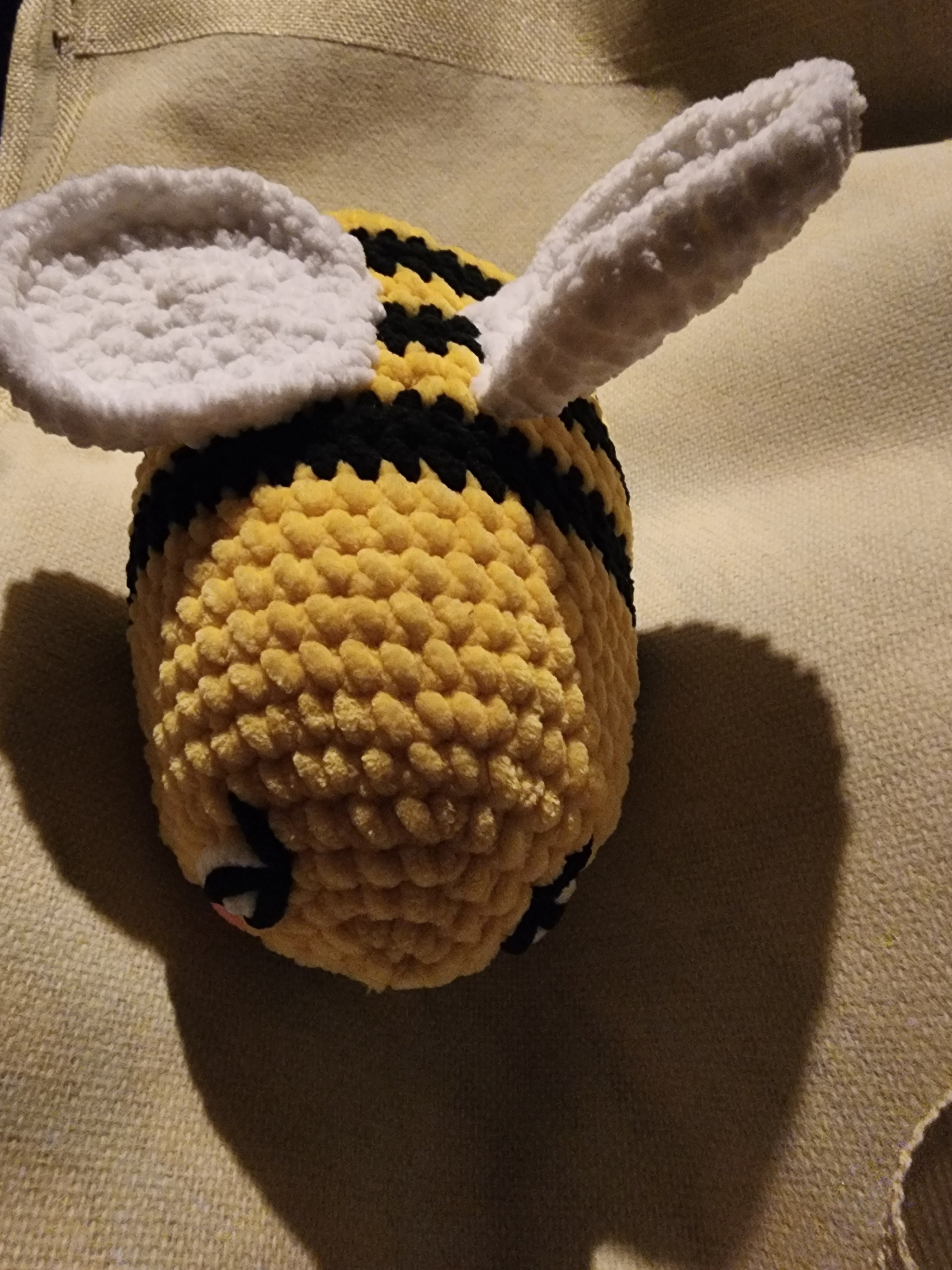 Bee Crochet